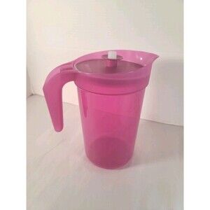 Vintage Purple Tupperware 2qt Pitcher 7811A-3 W/ Push Button Lid 7813A-3